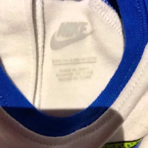 4/$20🥳 White And  Blue Nike Swoosh Print Onesie - Picture 4 of 4